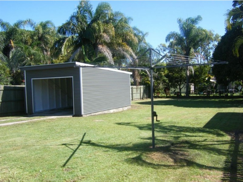 35 Bramble Street, Woody Point QLD 4019