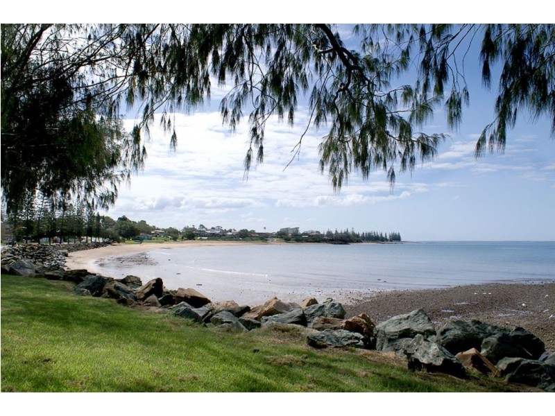 12 Dunns Terrace, Scarborough QLD 4020