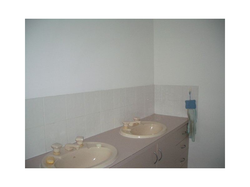 15 Oxley Street, Deception Bay QLD 4508