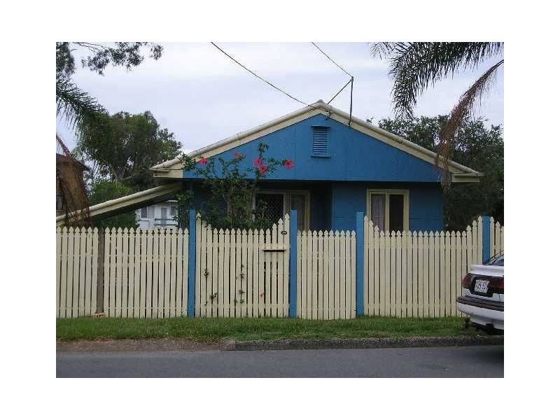 34 Steven St, Redcliffe QLD 4020