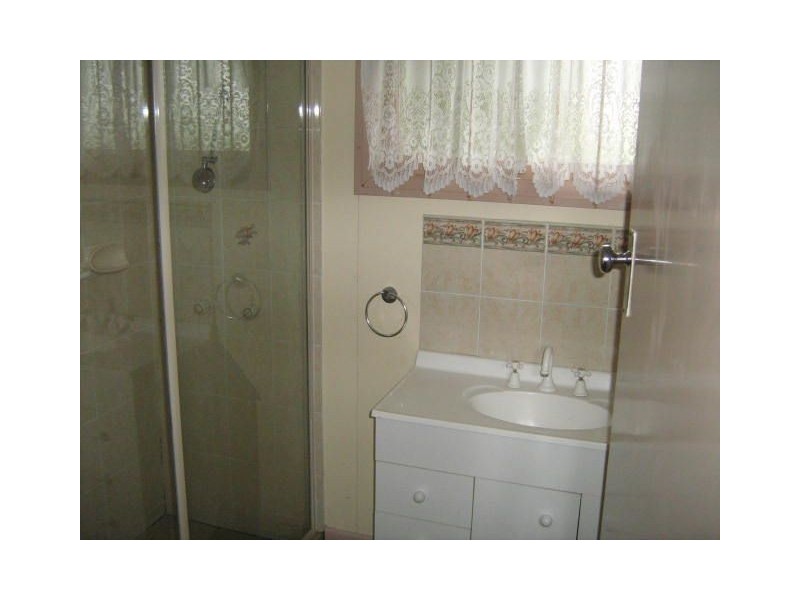 34 Steven St, Redcliffe QLD 4020