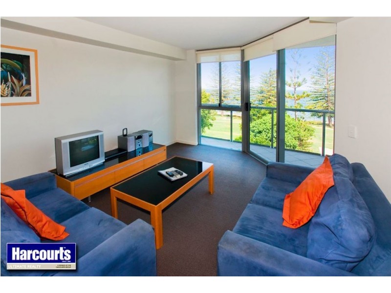 302/87 Landsborough Avenue, Scarborough QLD 4020