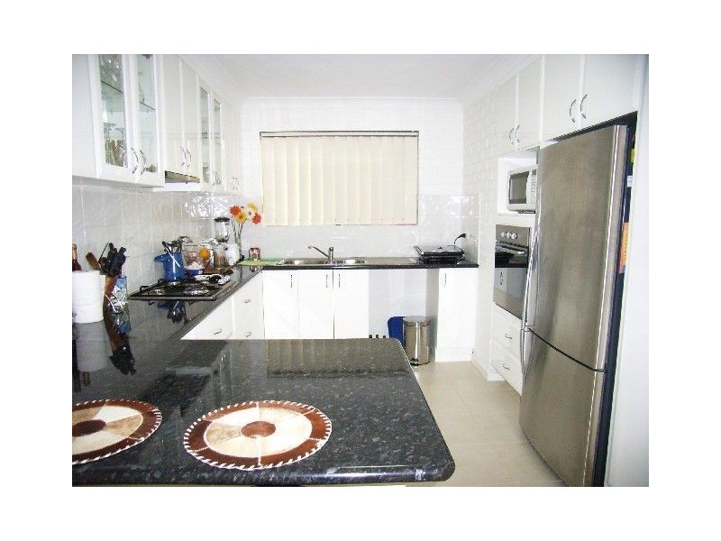 27 Picasso Court, Rothwell QLD 4022