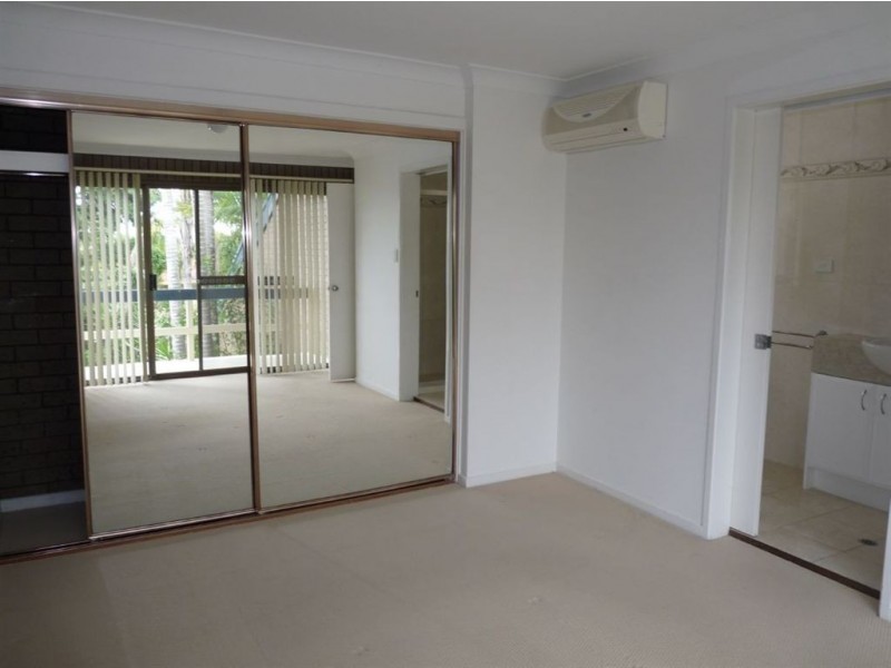 27 Picasso Court, Rothwell QLD 4022