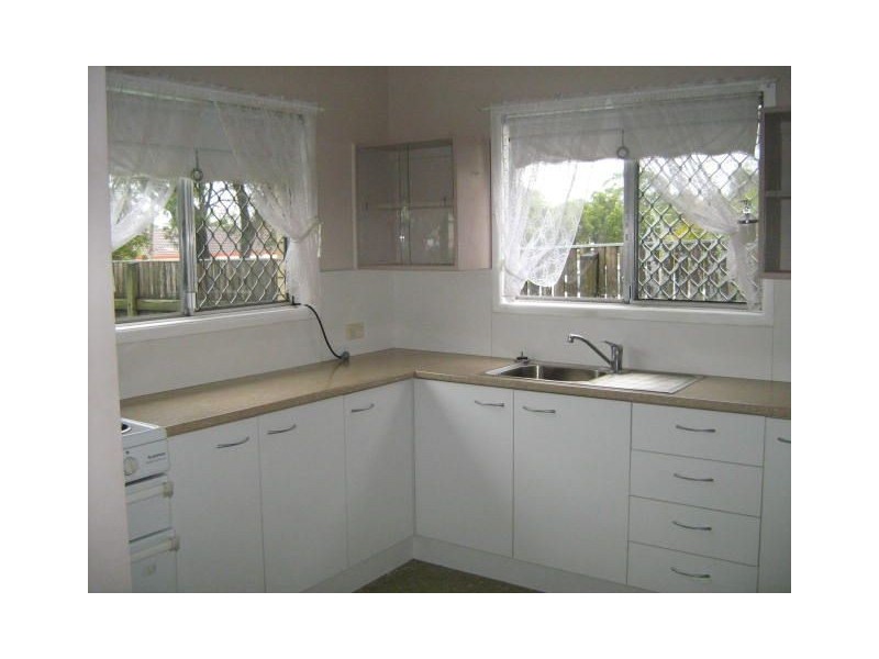 1/6 longland st, Redcliffe QLD 4020