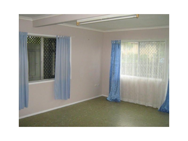 1/6 longland st, Redcliffe QLD 4020