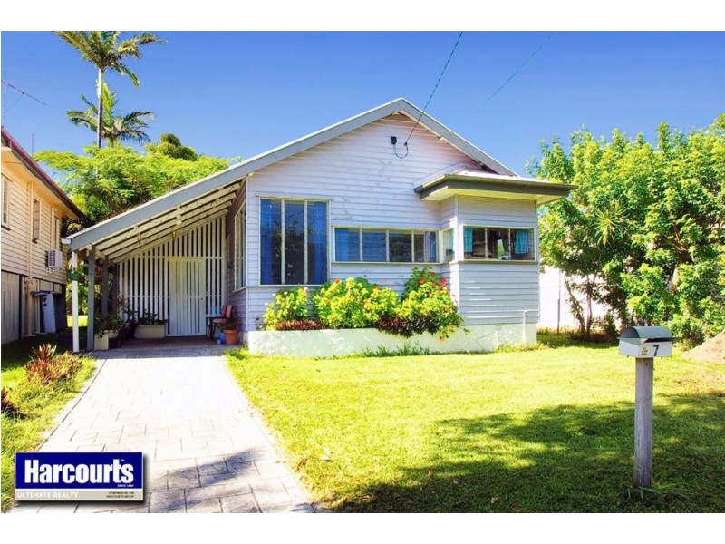 7 Bank Street, Margate QLD 4019