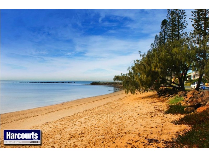 11 Herbert Street, Scarborough QLD 4020