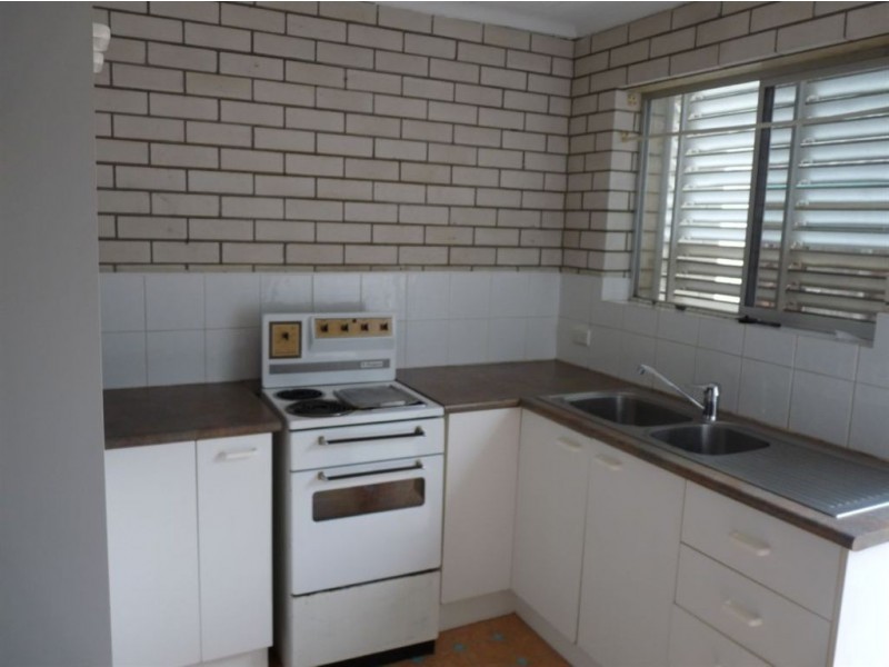 1/24 Georgina Street, Woody Point QLD 4019