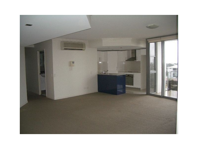 706/89 Landsborough Avenue, Scarborough QLD 4020