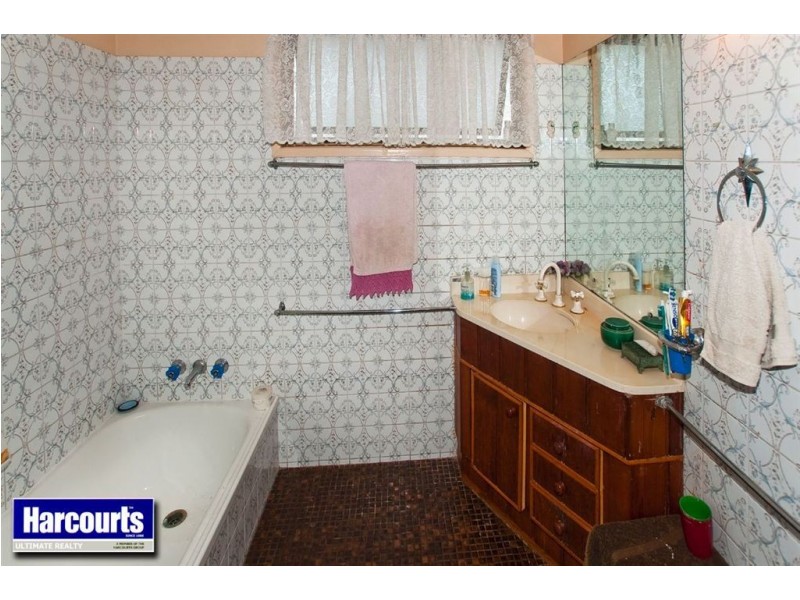 40 Hibiscus Avenue, Redcliffe QLD 4020