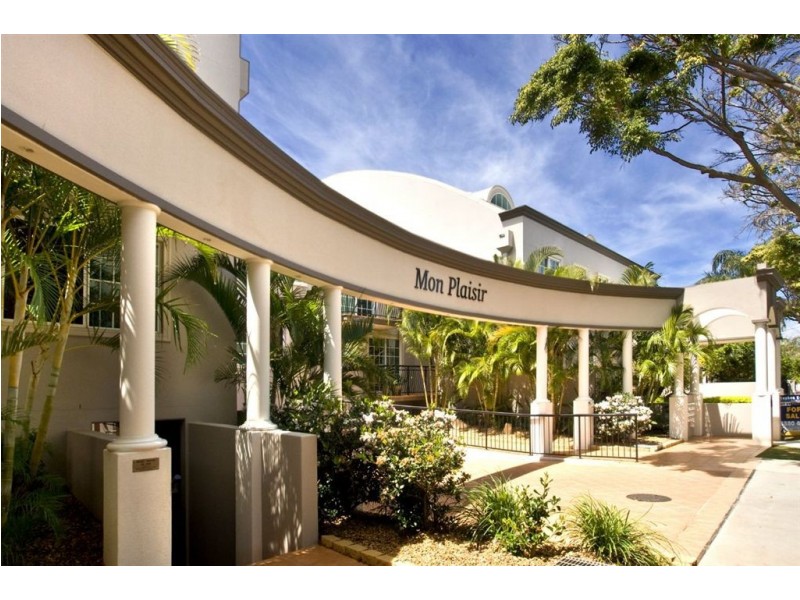 7/94 Prince Edward Parade, Scarborough QLD 4020