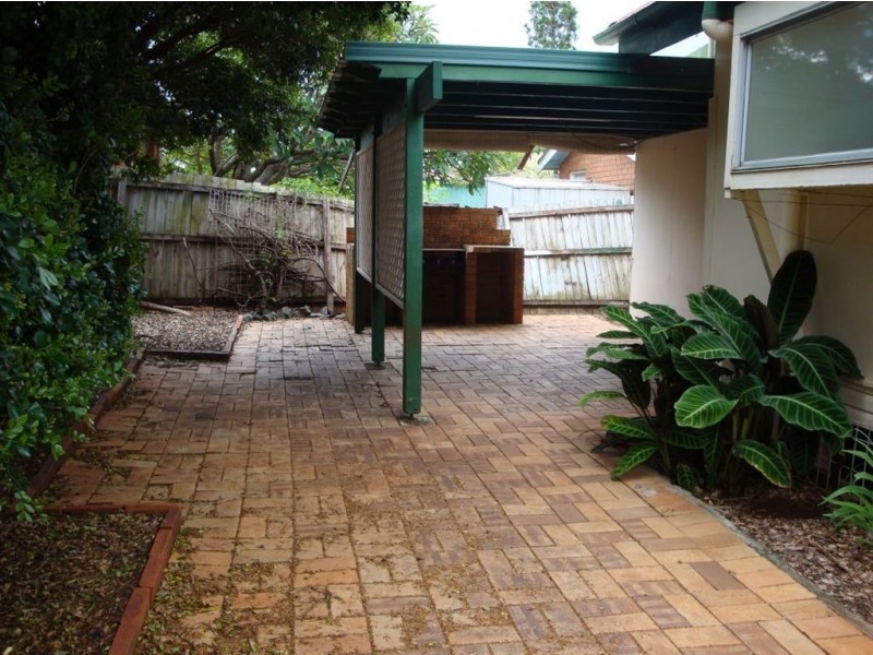 3 Dunns Terrace, Scarborough QLD 4020