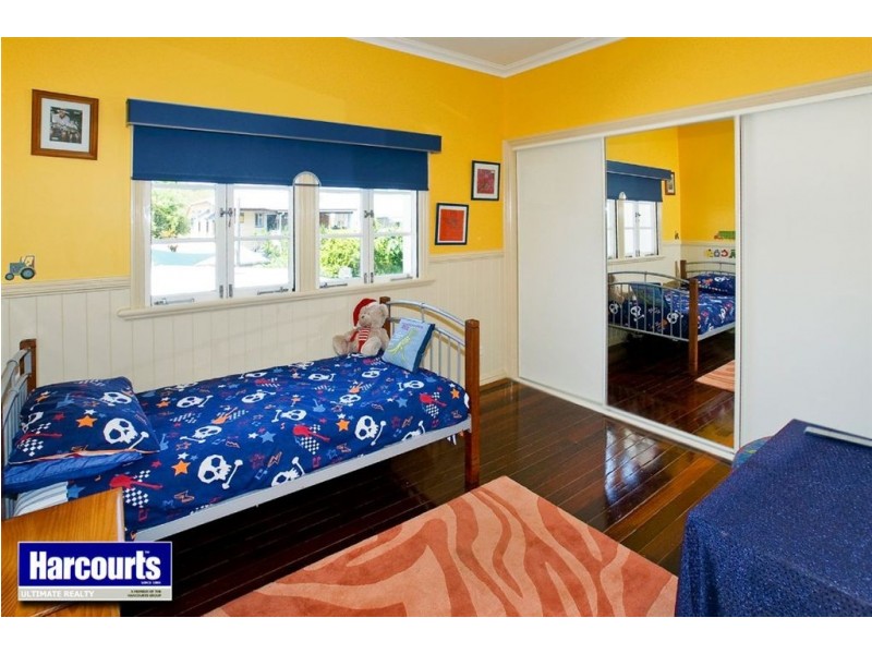 21 McCulloch Avenue, Margate QLD 4019
