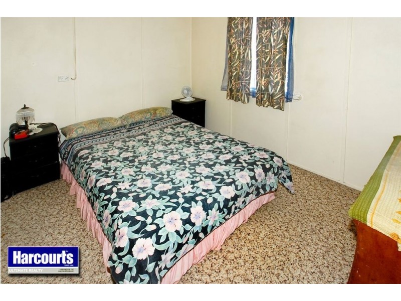 17 Kate Street, Woody Point QLD 4019