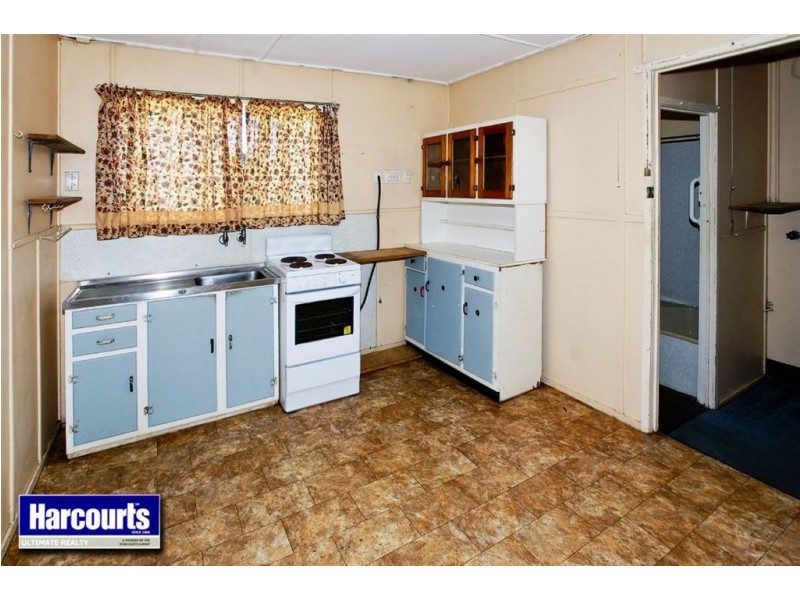 17 Kate Street, Woody Point QLD 4019