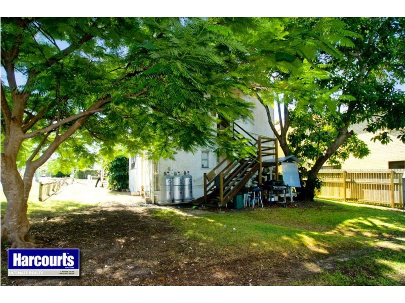 17 Kate Street, Woody Point QLD 4019