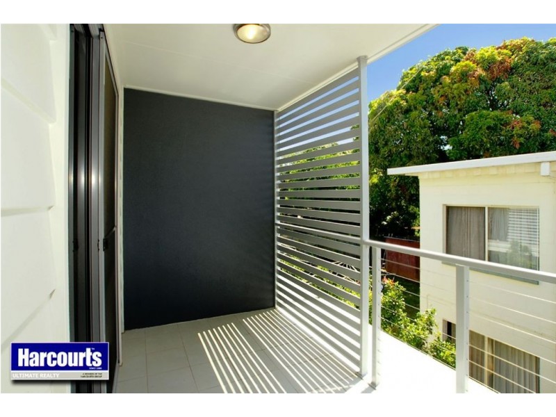 6/8 Griffith Road, Scarborough QLD 4020