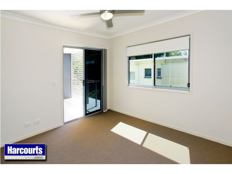 6/8 Griffith Road, Scarborough QLD 4020