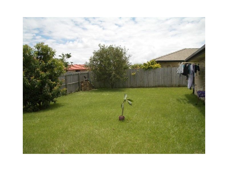 40 Teak Street, Rothwell QLD 4022