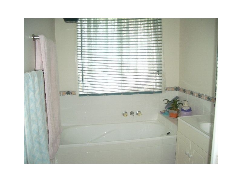 40 Teak Street, Rothwell QLD 4022