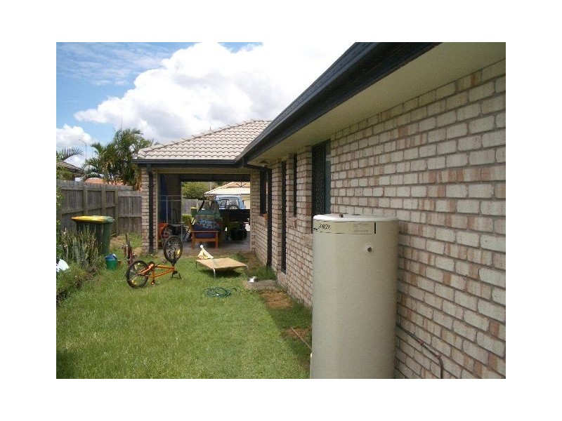 40 Teak Street, Rothwell QLD 4022