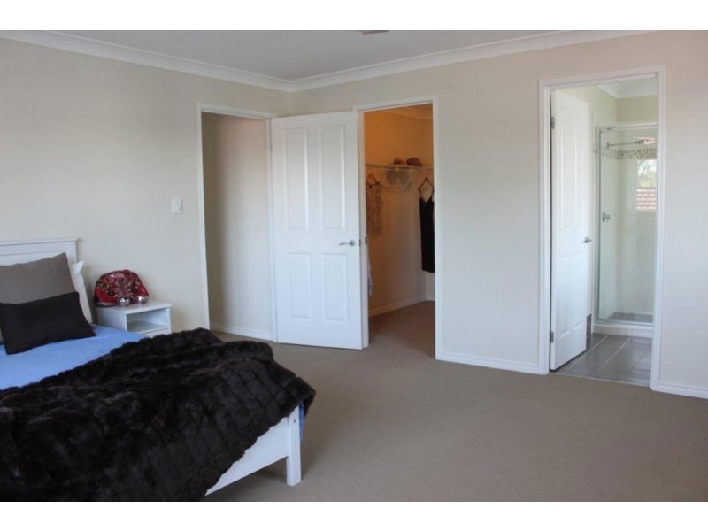 65a Victoria Avenue, Woody Point QLD 4019