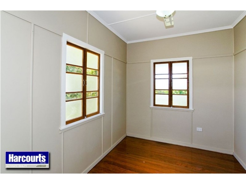 11 Range Avenue, Brighton QLD 4017