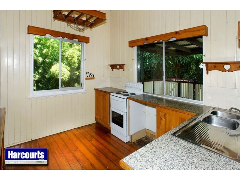 8 Lancaster Avenue, Redcliffe QLD 4020