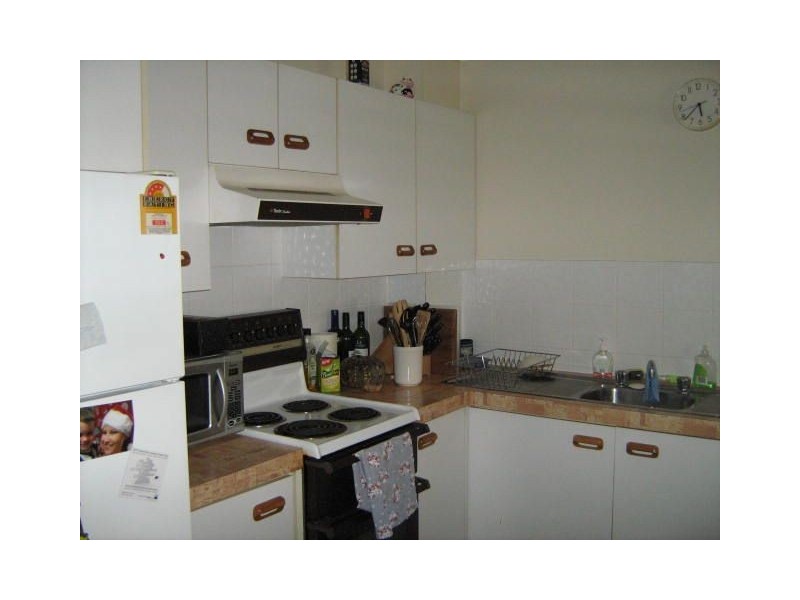 4/102 Hornibrook Esplanade, Clontarf QLD 4019
