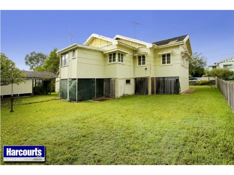 2 Manley Street, Redcliffe QLD 4020