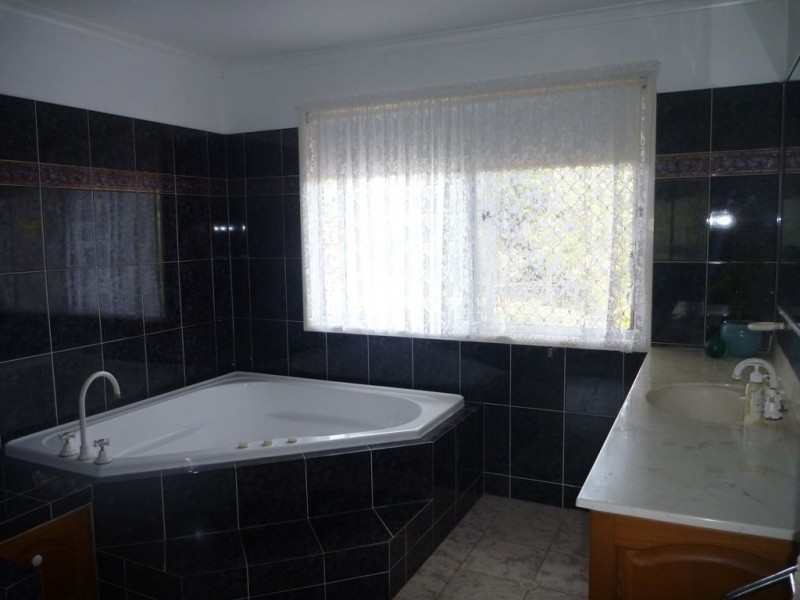 163 Esplanade South, Deception Bay QLD 4508