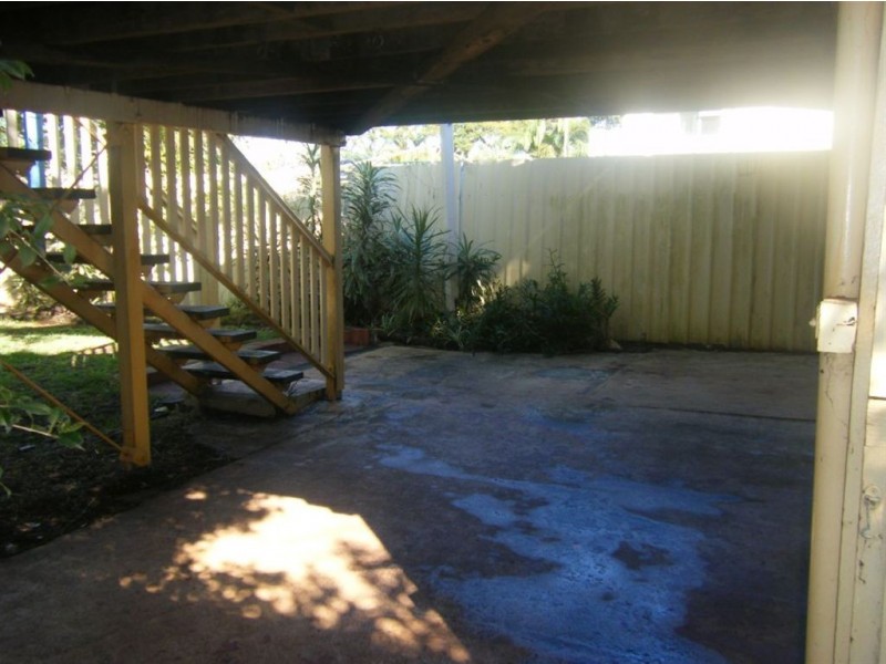 17 Eversleigh Road, Scarborough QLD 4020