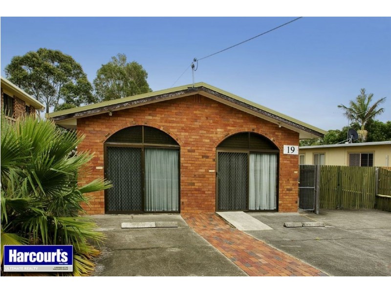 19 Longland Street, Redcliffe QLD 4020