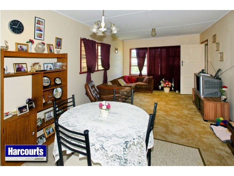 4 Joyce Street, Redcliffe QLD 4020