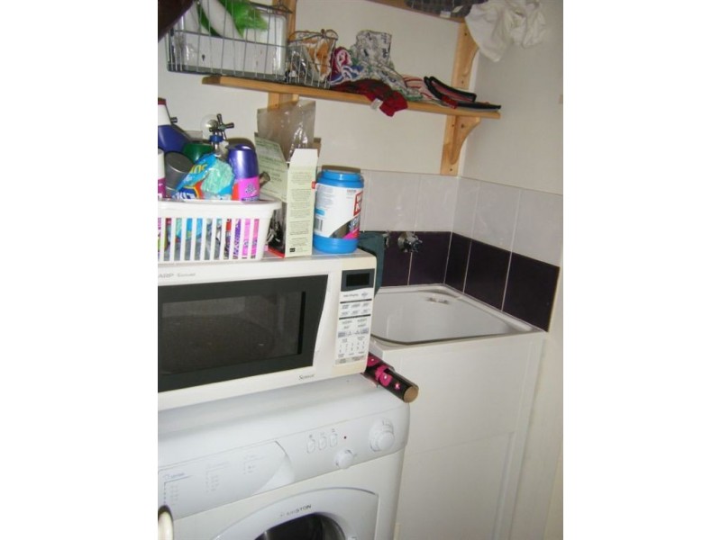 2/14 Dover Road, Redcliffe QLD 4020