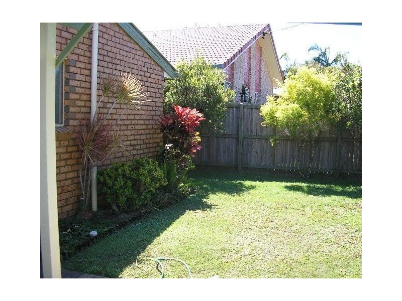 1/27 McAneny Street, Redcliffe QLD 4020