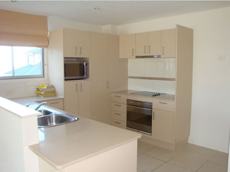 7/5 Lilla Street, Woody Point QLD 4019