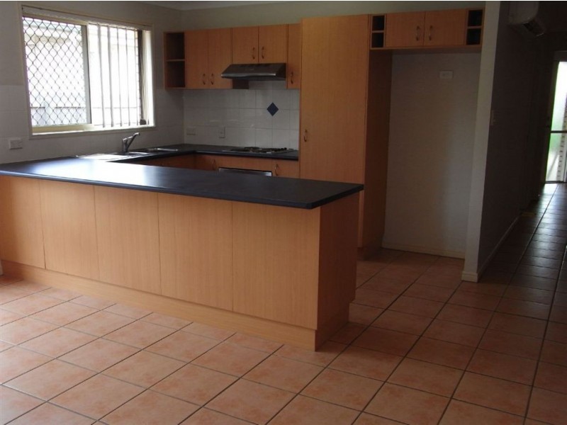 1/11 Lady Bowen Parade, Rothwell QLD 4022