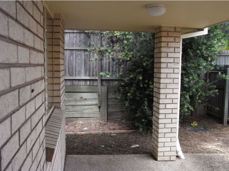 1/11 Lady Bowen Parade, Rothwell QLD 4022