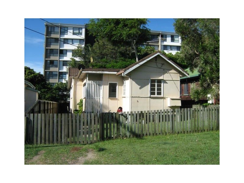 38 Louis Street, Redcliffe QLD 4020