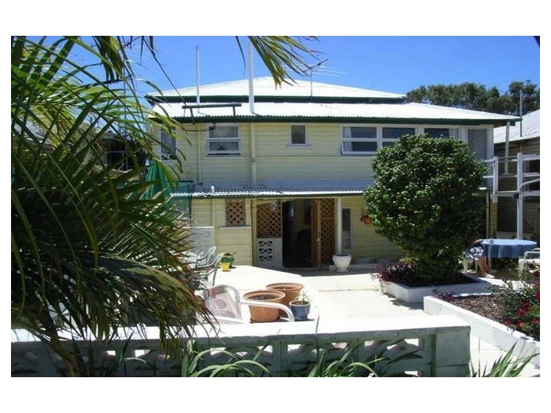 22 Whytecliffe Parade, Woody Point QLD 4019