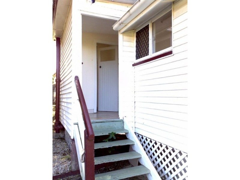 351 Oxley Avenue, Margate QLD 4019