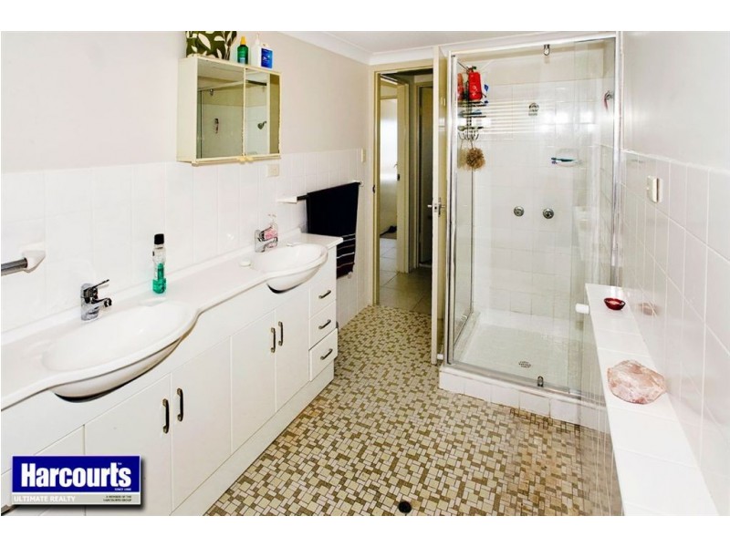 3/130 Prince Edward Parade, Scarborough QLD 4020