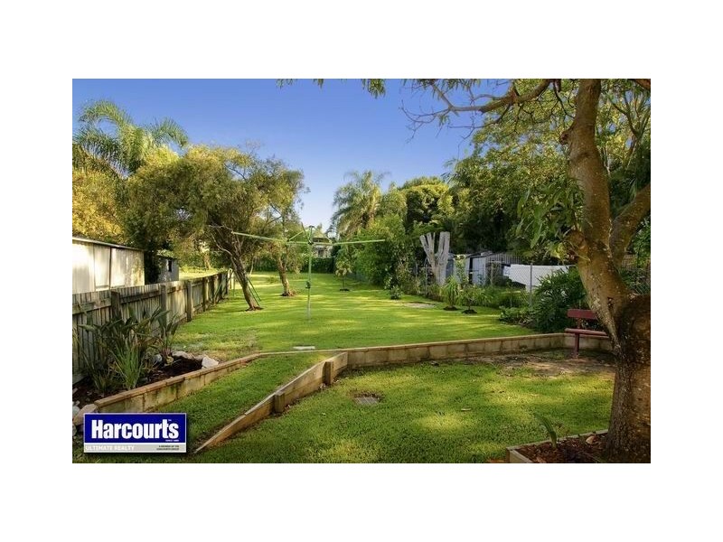 28 Pikett Street, Clontarf QLD 4019