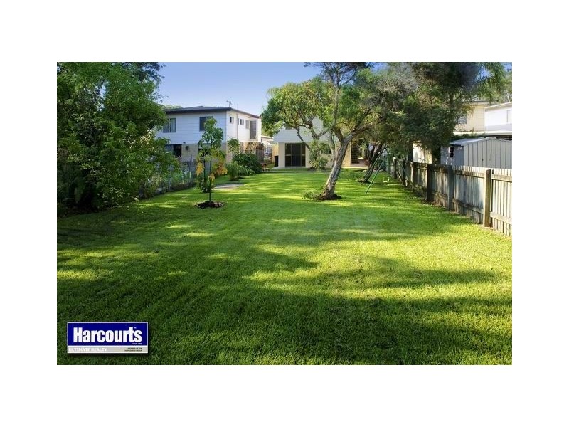 28 Pikett Street, Clontarf QLD 4019