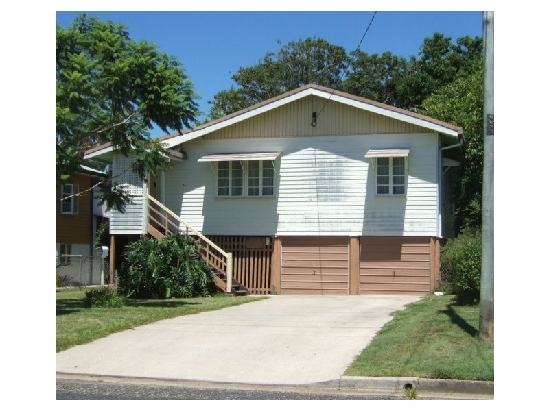 19 Laura Street, Clontarf QLD 4019