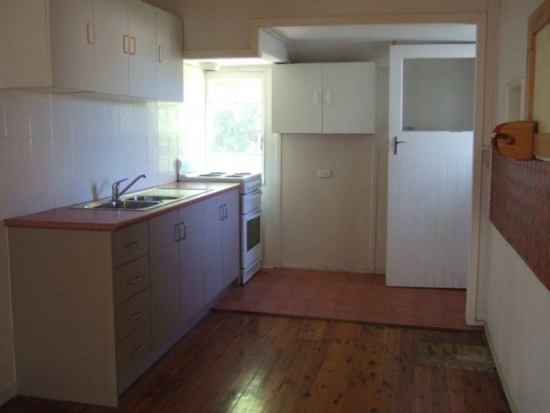 19 Laura Street, Clontarf QLD 4019