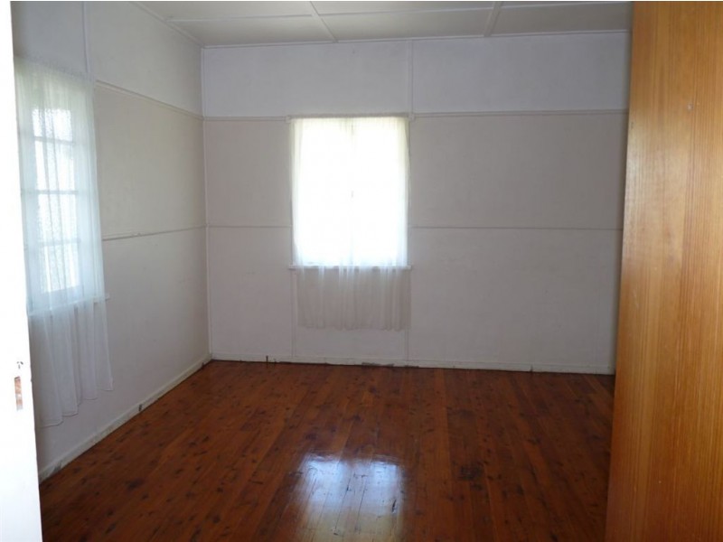 19 Laura Street, Clontarf QLD 4019