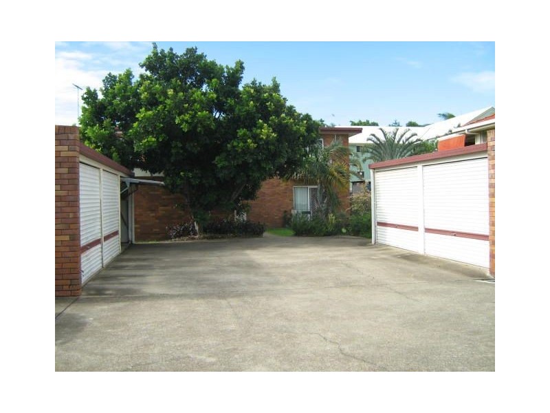 1/4 Warde Street, Scarborough QLD 4020